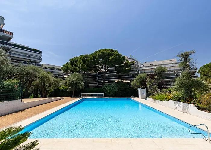 Apartment Tanit - 6 Couchages - Piscine & Garage
