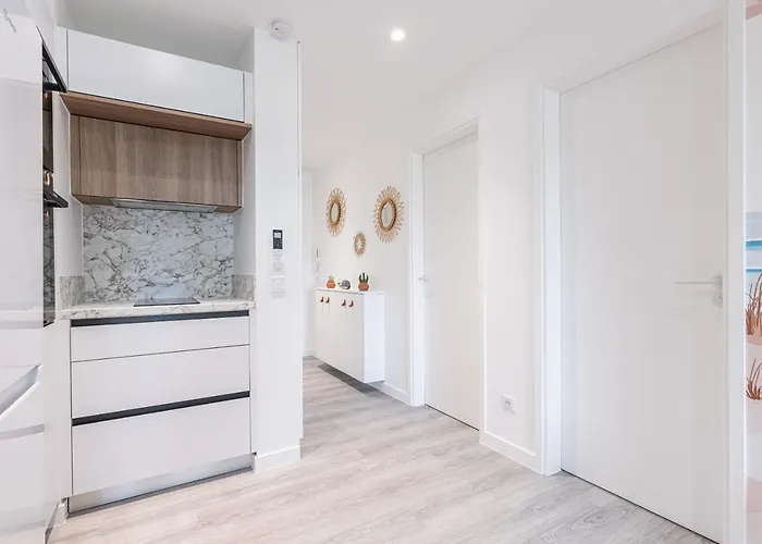 Apartment Tanit - 6 Couchages - Piscine & Garage