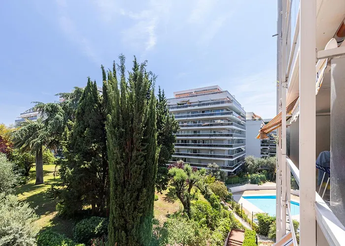 Tanit - 6 Couchages - Piscine & Garage Juan-les-Pins